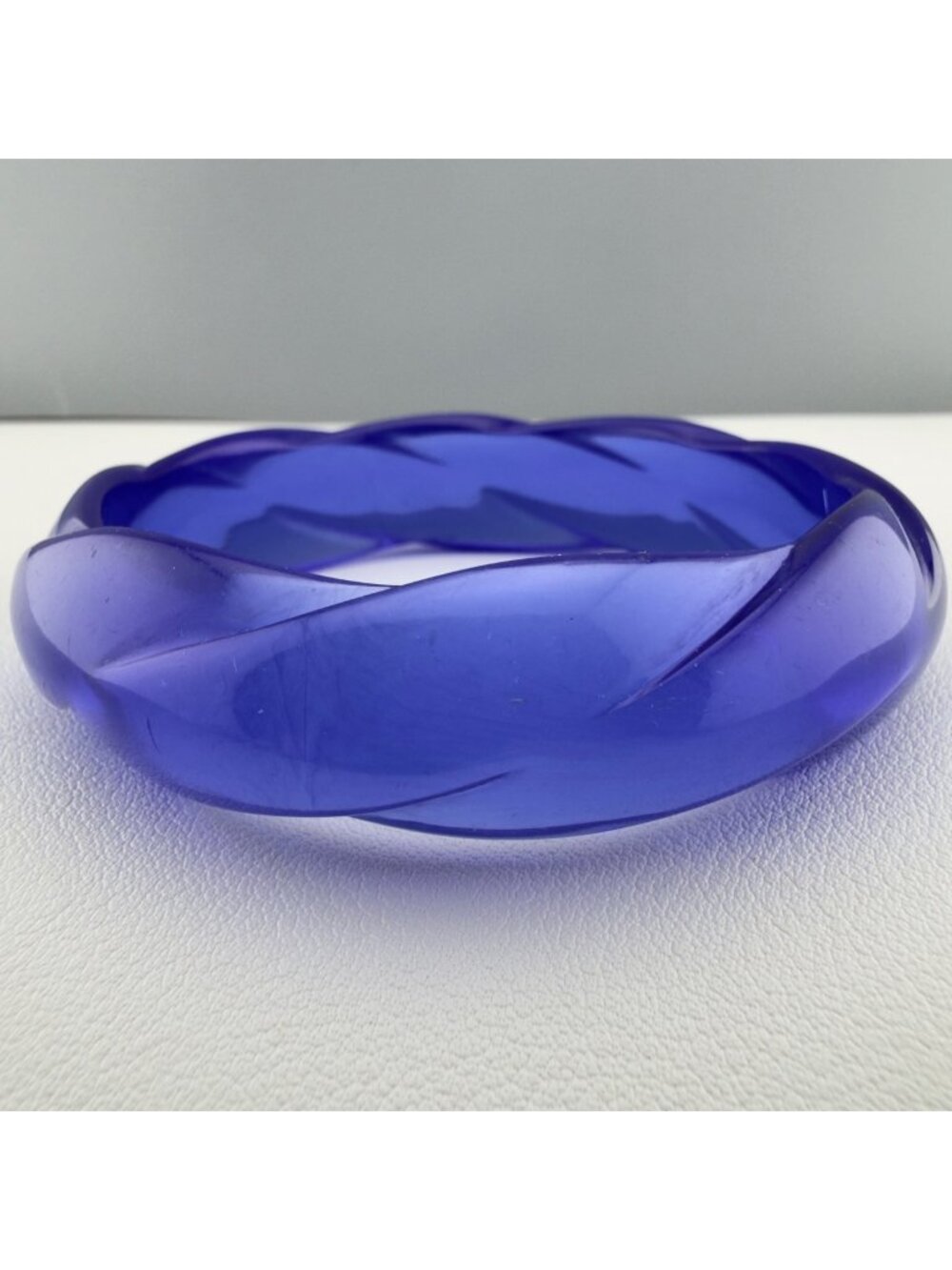 Vintage Bangle Bracelet Blue Clear Acrylics Twist Chunky Statement Retro Y2K